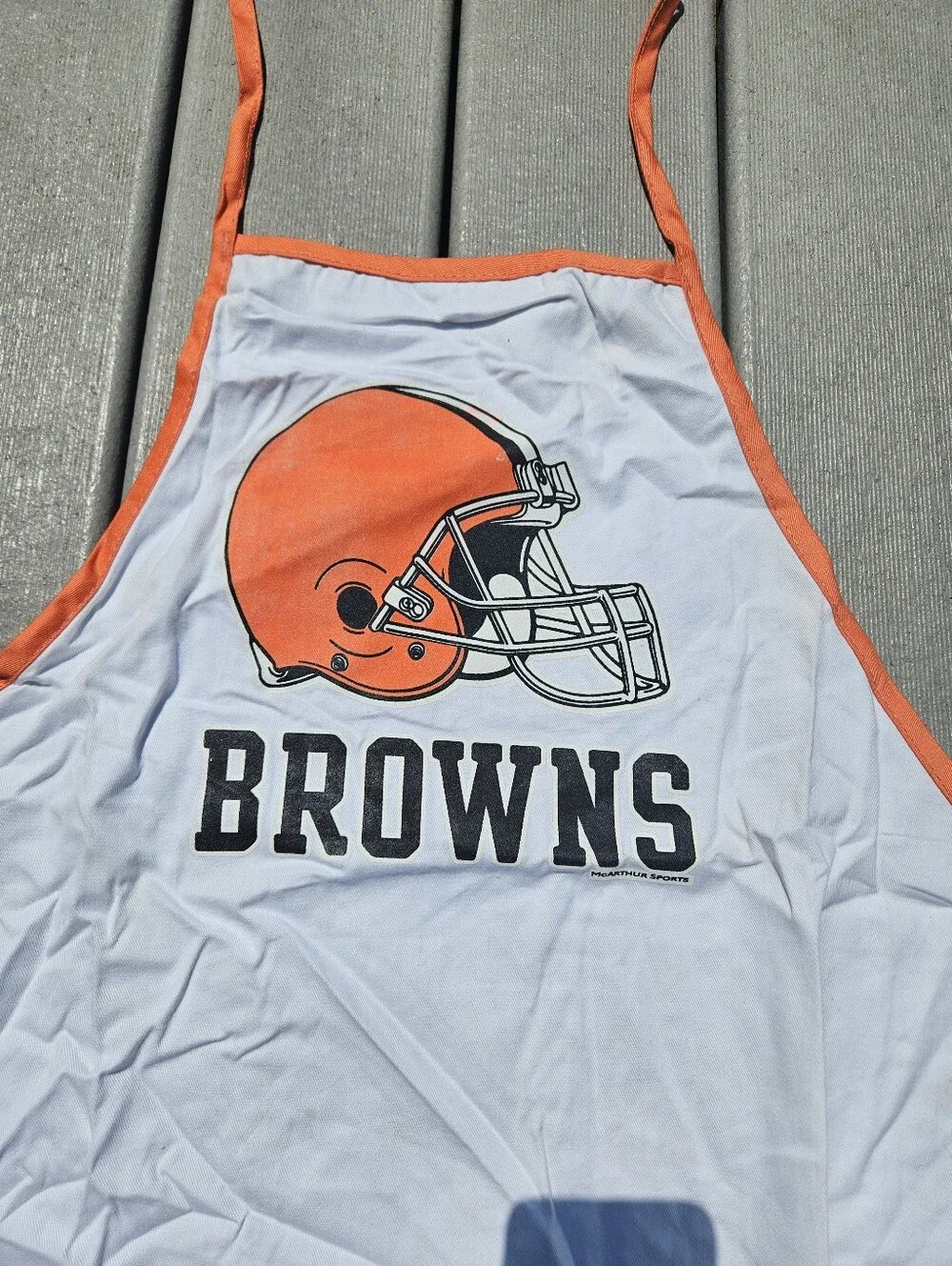 Cleveland Browns NFL Apron - Official Fan Gear for BBQ, Tailgating & Grilling